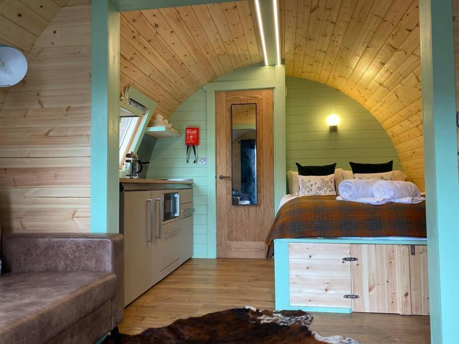 Seaview Lodges At Torlinnhe Fort William Buitenkant foto