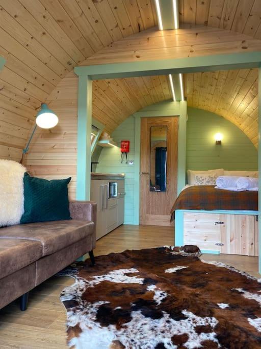 Seaview Lodges At Torlinnhe Fort William Buitenkant foto